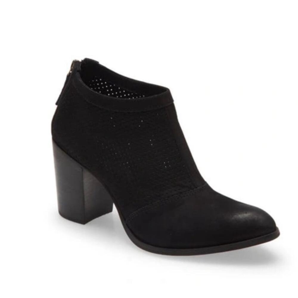 CHOCOLAT BLU‎ Black Suede Ankle Boots Bootie back zipper 36 6 Nubuck Leather NEW